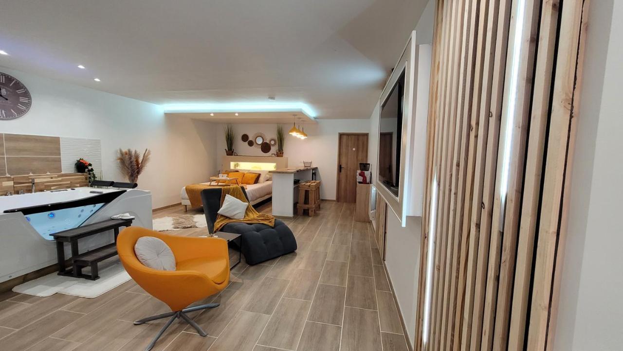 Studio Design Cocon Spa Prive A Deux Pas De Lille Bassee Exterior foto